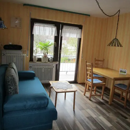 Gaestezimmer * Ellenz-Poltersdorf